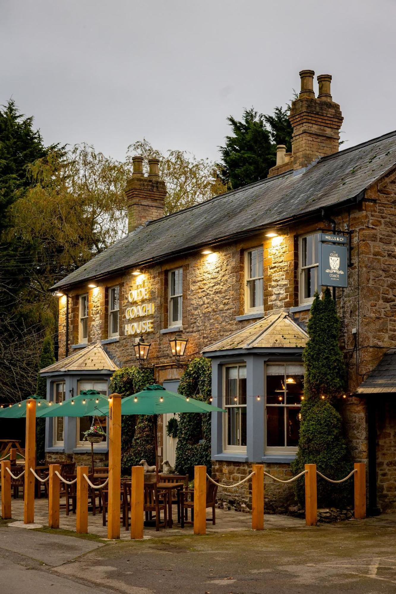 The Olde Coach House Inn Ashby Saint Ledgers Exterior foto