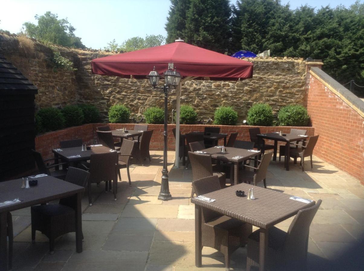 The Olde Coach House Inn Ashby Saint Ledgers Exterior foto